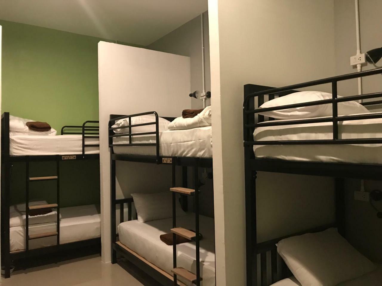 Baan Wararin Hostel Pattaya Eksteriør bilde