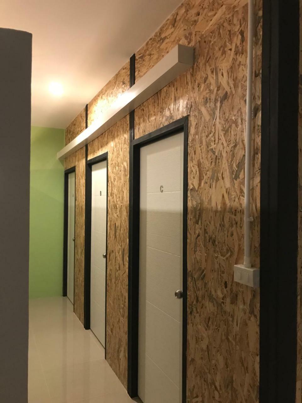 Baan Wararin Hostel Pattaya Eksteriør bilde