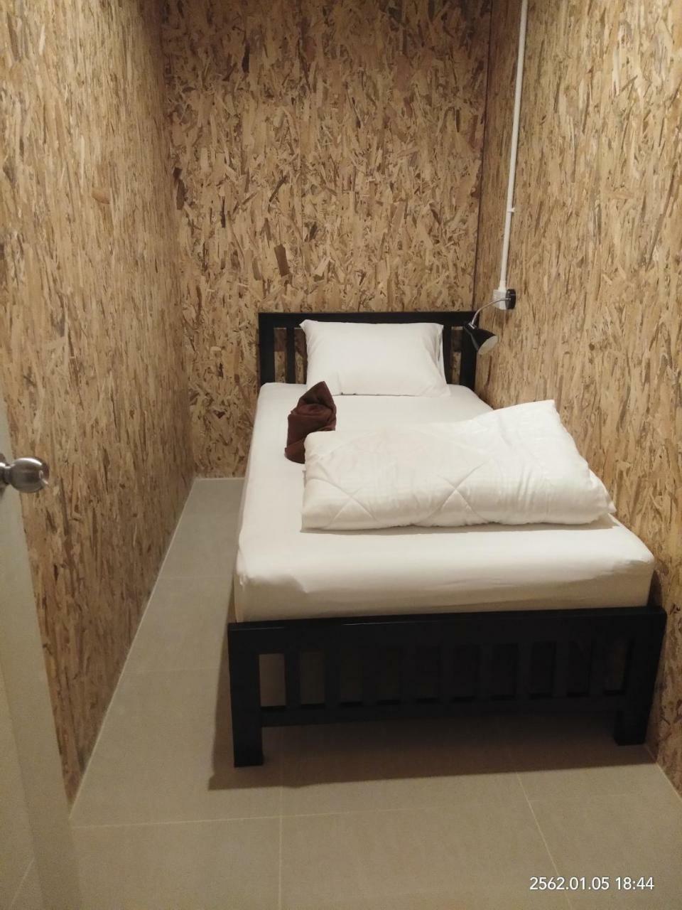 Baan Wararin Hostel Pattaya Eksteriør bilde