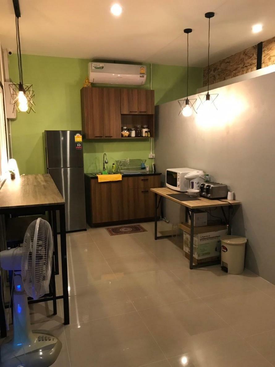 Baan Wararin Hostel Pattaya Eksteriør bilde