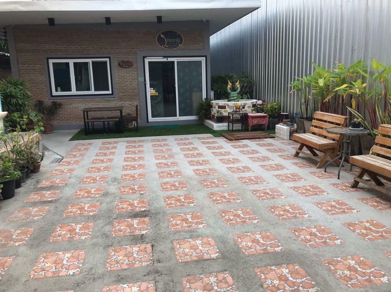 Baan Wararin Hostel Pattaya Eksteriør bilde
